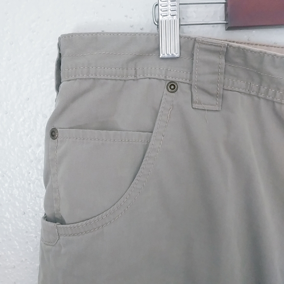 Cabela's Pants Cabelas 43x3 Mens Light Green Khaki Pants Poshmark